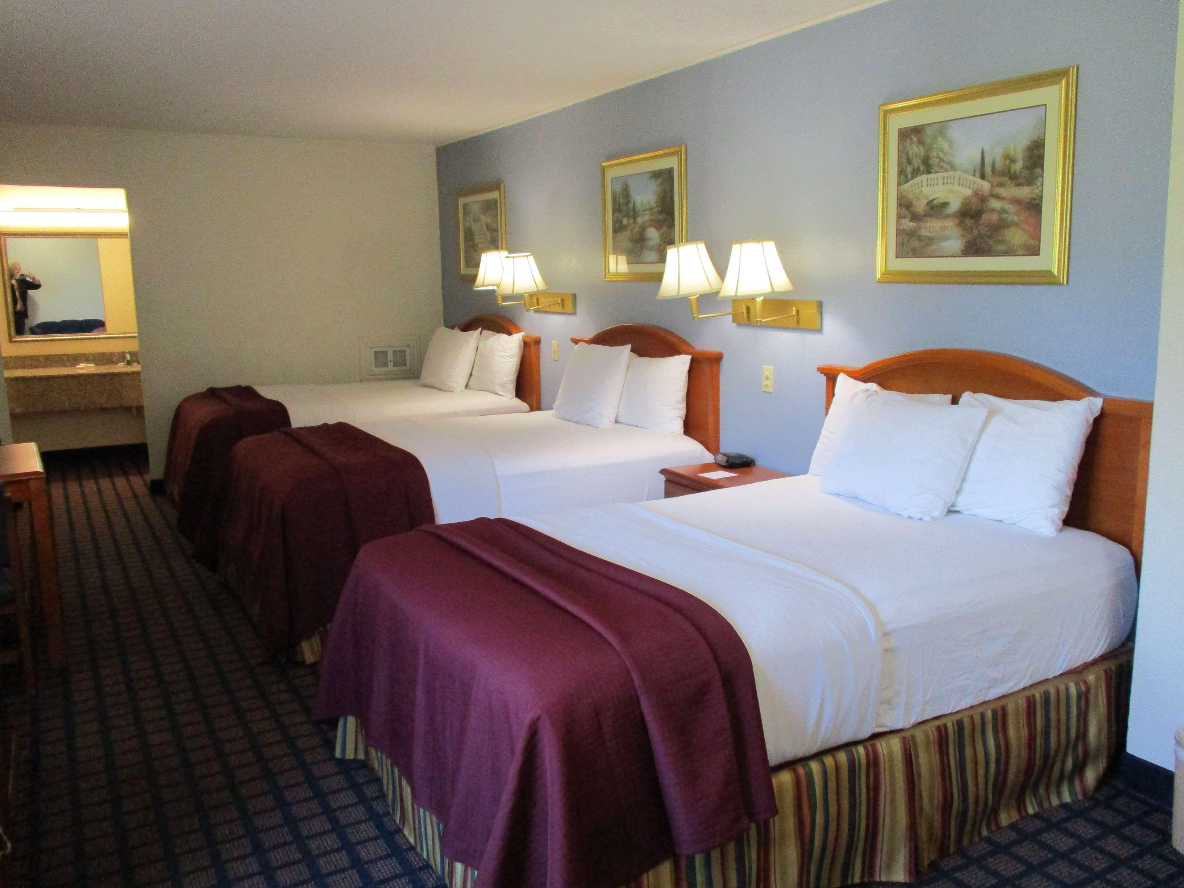 Best Western Palestine Inn Экстерьер фото
