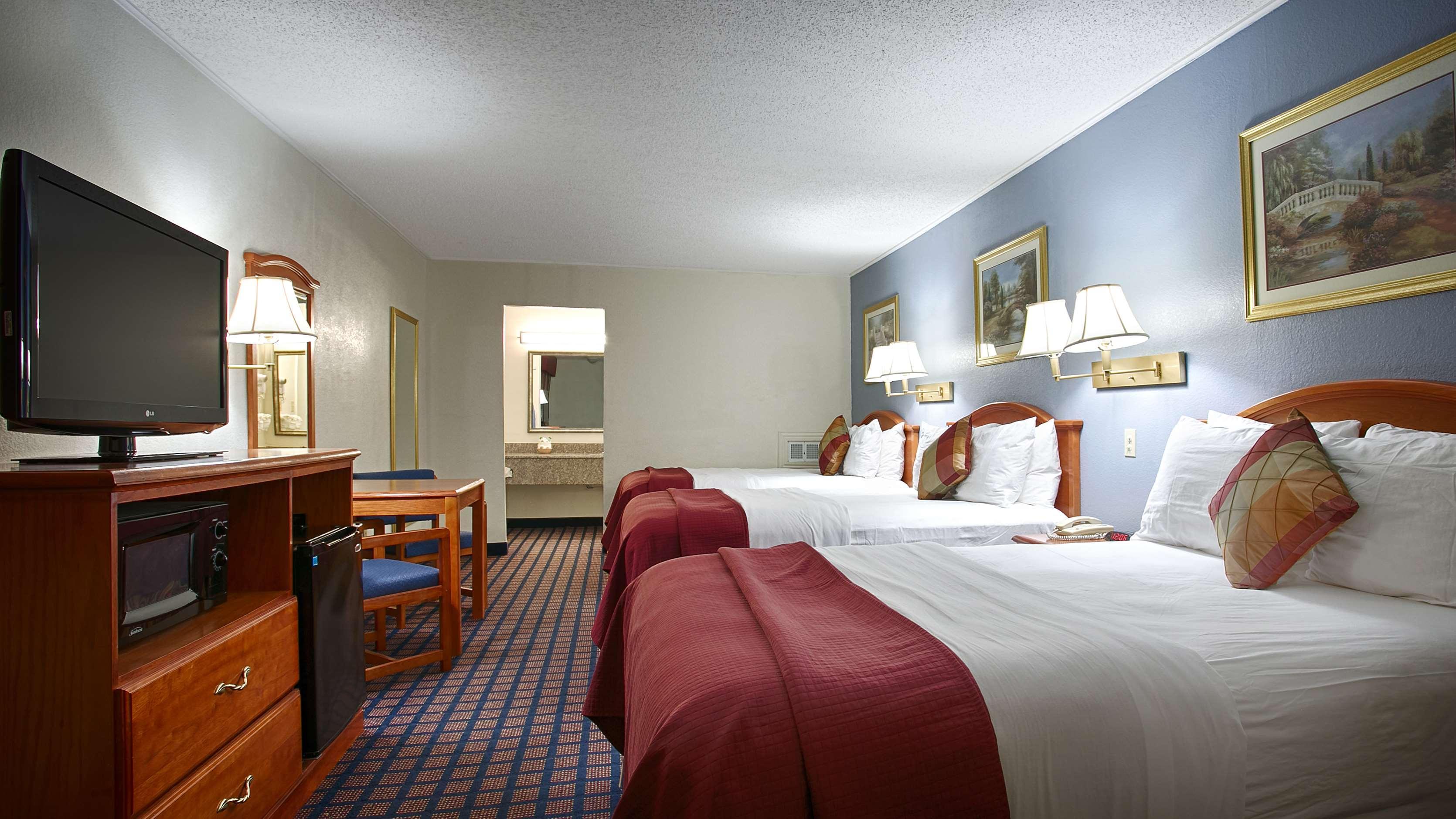 Best Western Palestine Inn Экстерьер фото
