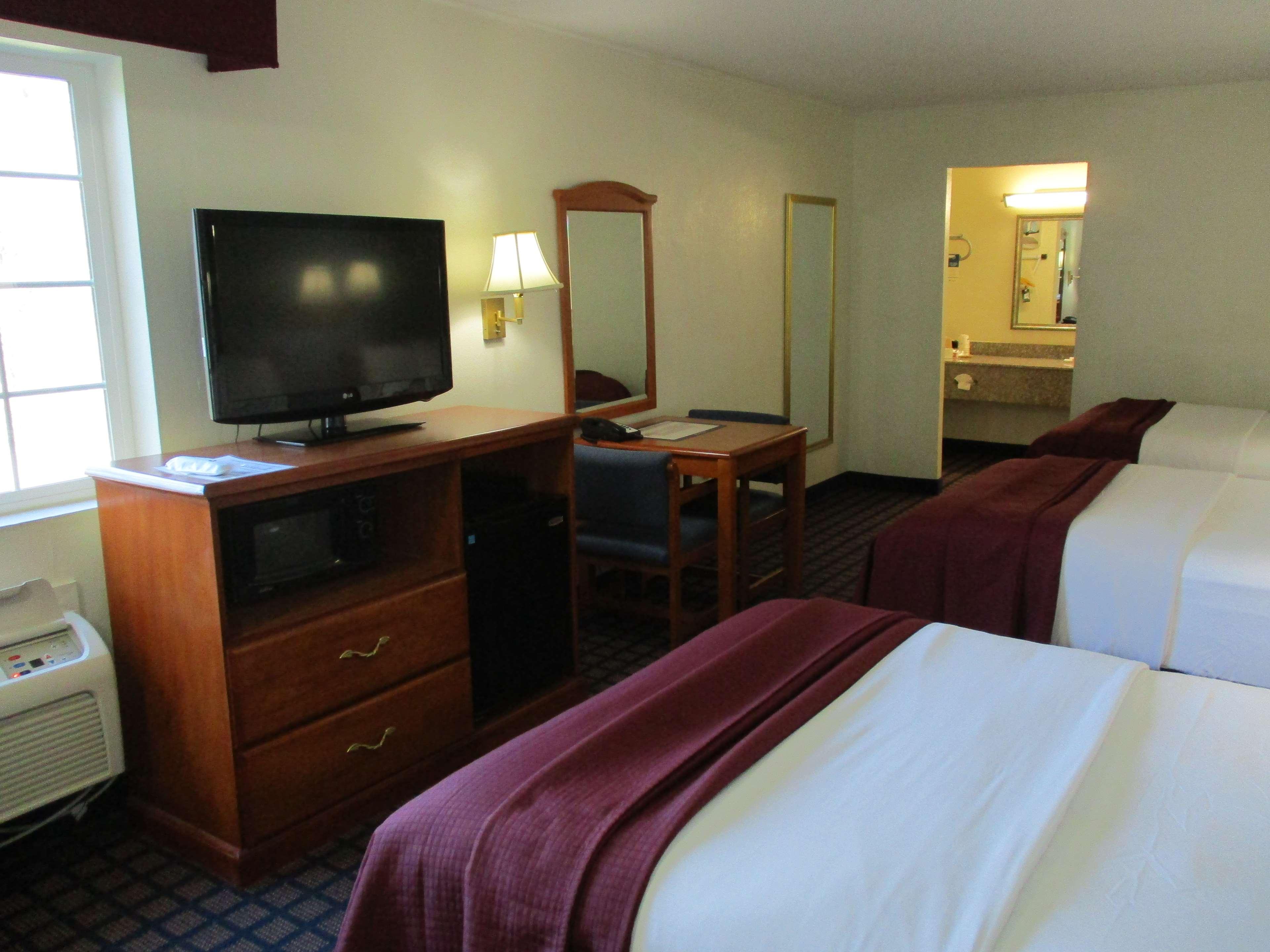 Best Western Palestine Inn Экстерьер фото