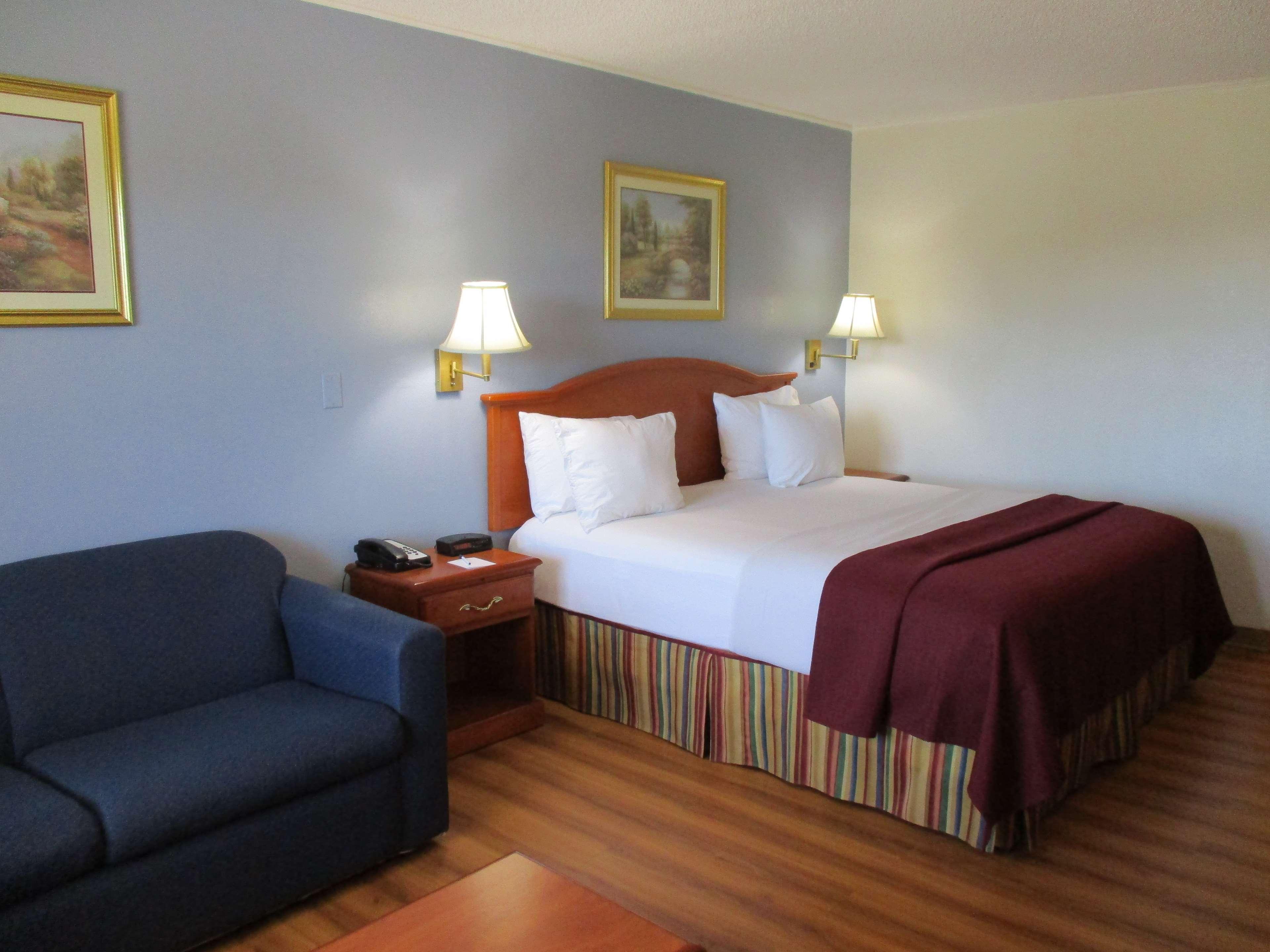 Best Western Palestine Inn Экстерьер фото