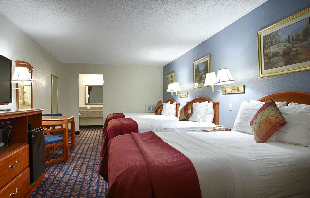 Best Western Palestine Inn Экстерьер фото